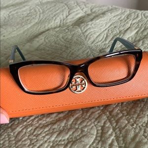Cat-Eye two-toned Eyeglasses